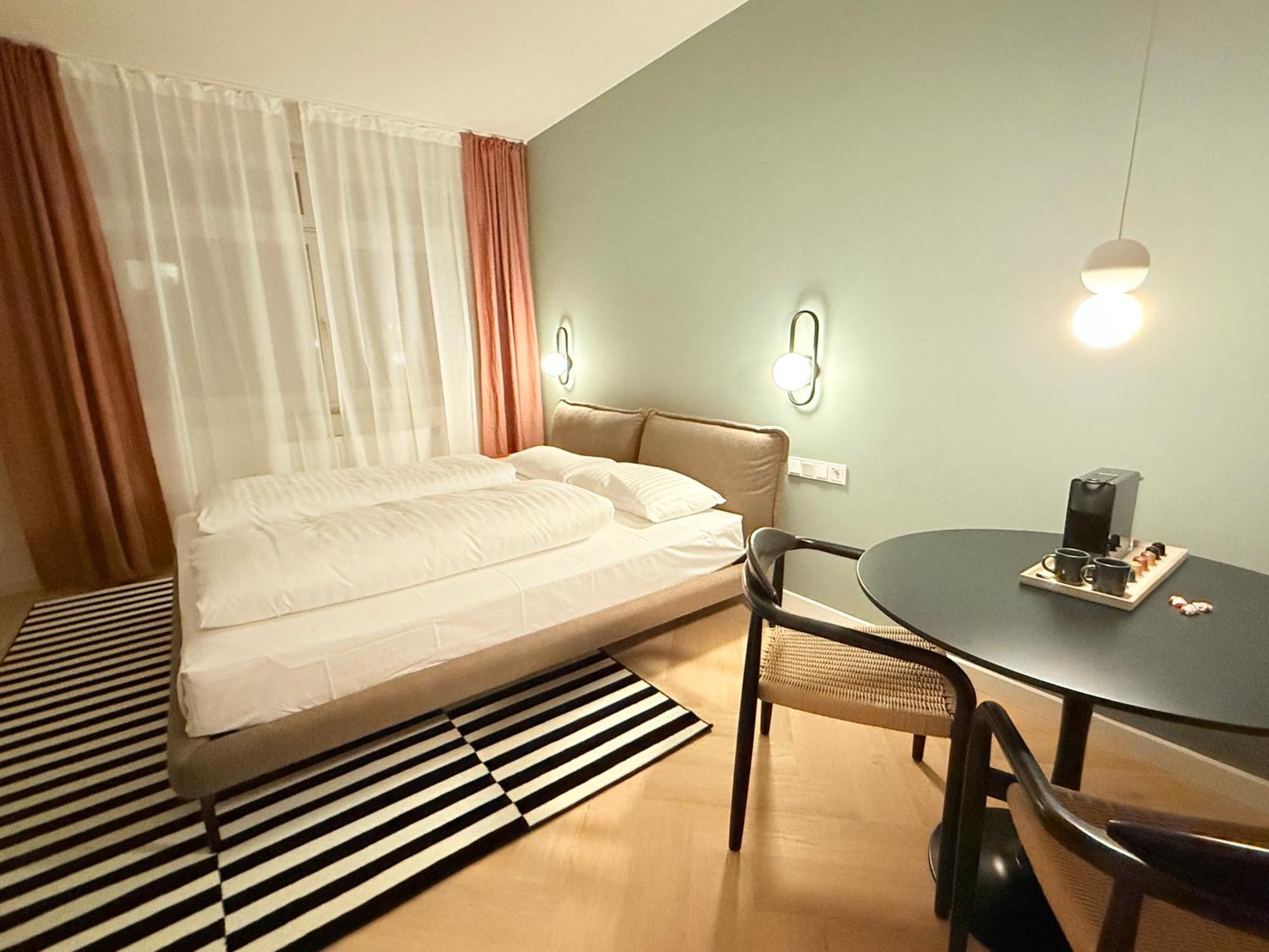 Stayzz By Homyzz - Modern Studios Alsterdorf -Winterhude- Stadtpark Hamburg-Harburg Buitenkant foto