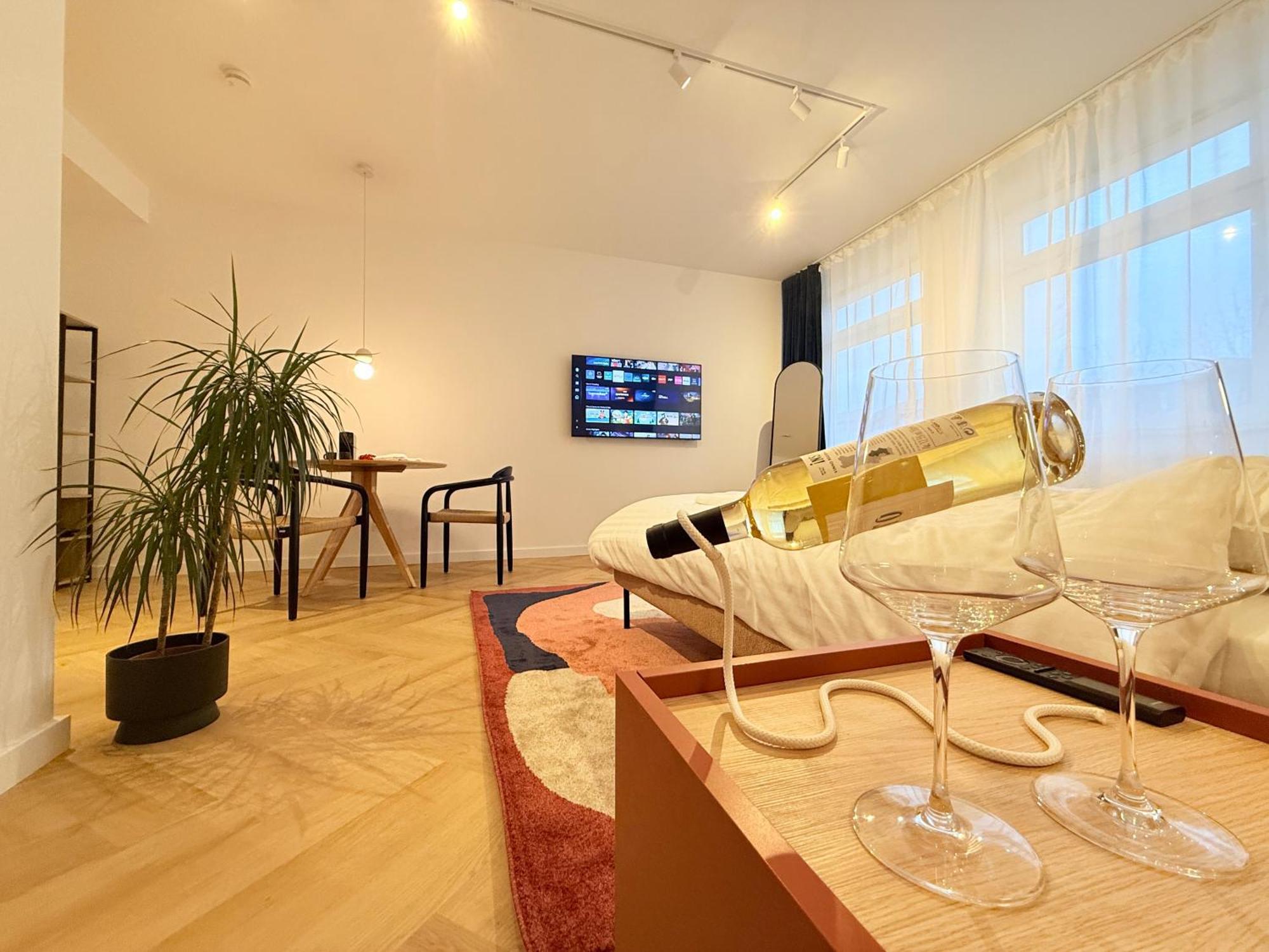 Stayzz By Homyzz - Modern Studios Alsterdorf -Winterhude- Stadtpark Hamburg-Harburg Buitenkant foto