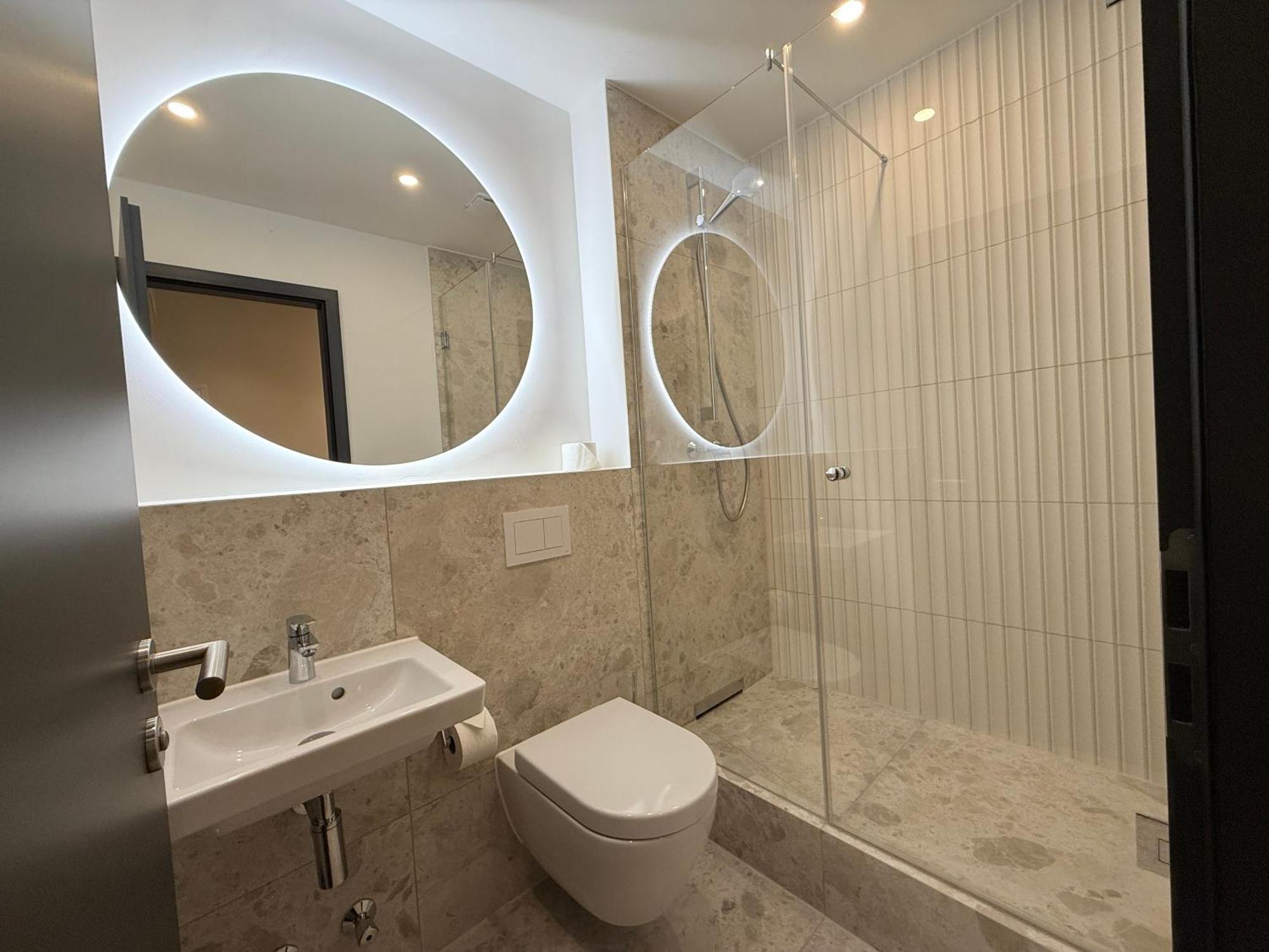 Stayzz By Homyzz - Modern Studios Alsterdorf -Winterhude- Stadtpark Hamburg-Harburg Buitenkant foto
